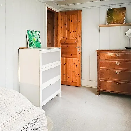 Сasa de vacaciones 3 Bedroom Lovely In *