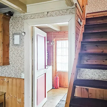 Сasa de vacaciones 3 Bedroom Lovely In *