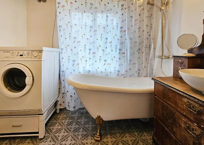 3 Bedroom Lovely In Vakantiehuis *